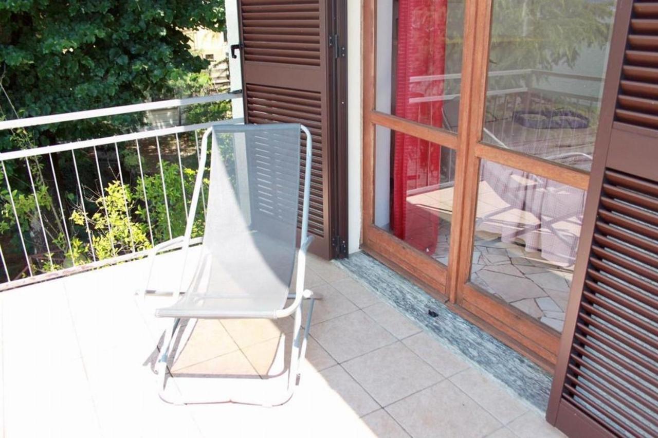 Casa Spiaggia Brezzo Екстериор снимка